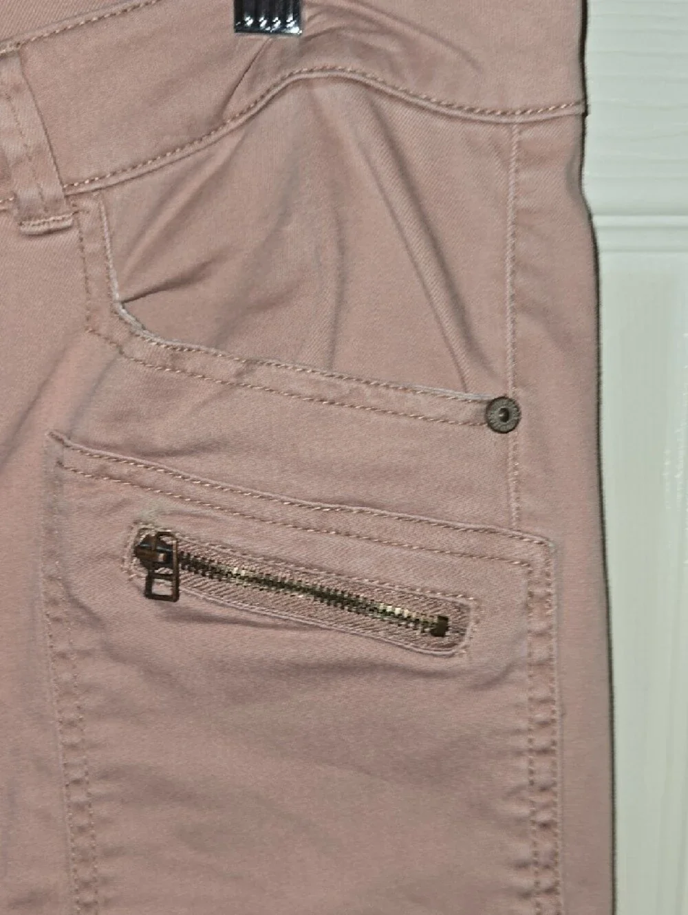 Jolt Dusty Rose Pants with Casual Stitching‎